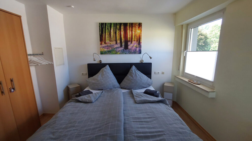 Schlafzimmer 2b